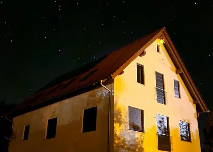 Traumschloesschen Eg شقة